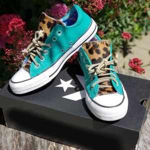 Leopard Tongue Chucks (Vintage Teal)